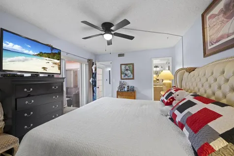 2317 SW 81st Terrace North Lauderdale FL 33068