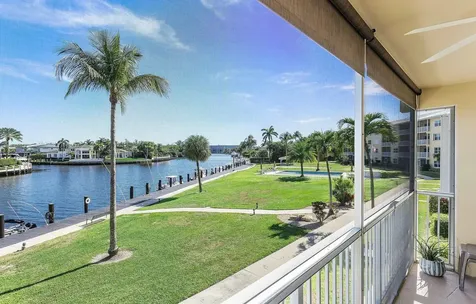 330 N Federal Highway Deerfield Beach FL 33441