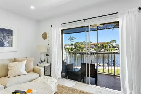 330 N Federal Highway Deerfield Beach FL 33441