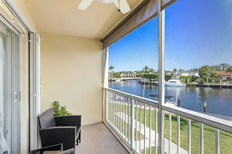 330 N Federal Highway Deerfield Beach FL 33441