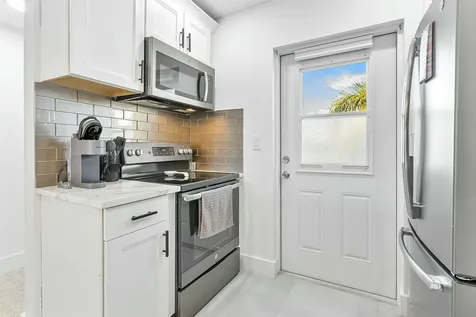 330 N Federal Highway Deerfield Beach FL 33441