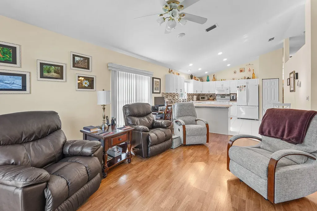 5097 Robino Circle West Palm Beach FL 33417