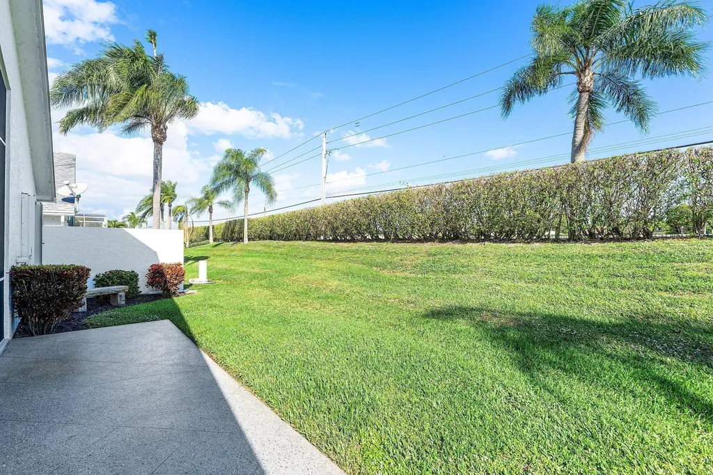 5097 Robino Circle West Palm Beach FL 33417