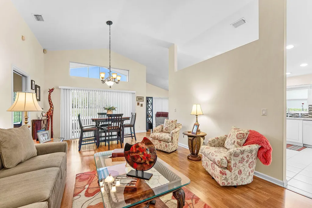 5097 Robino Circle West Palm Beach FL 33417