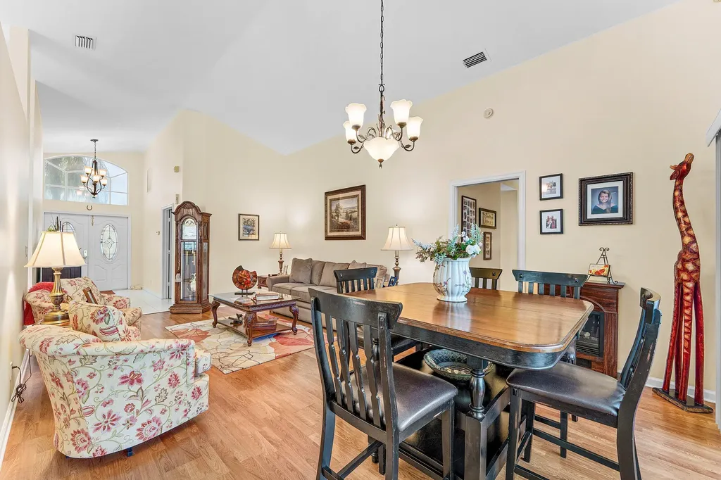 5097 Robino Circle West Palm Beach FL 33417