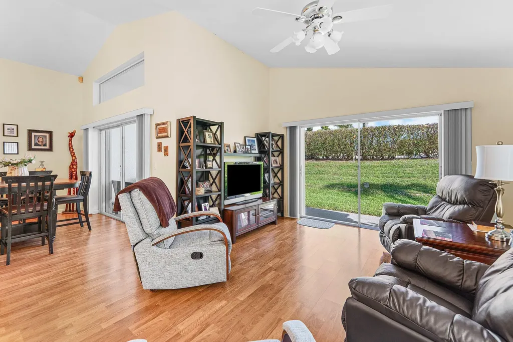 5097 Robino Circle West Palm Beach FL 33417