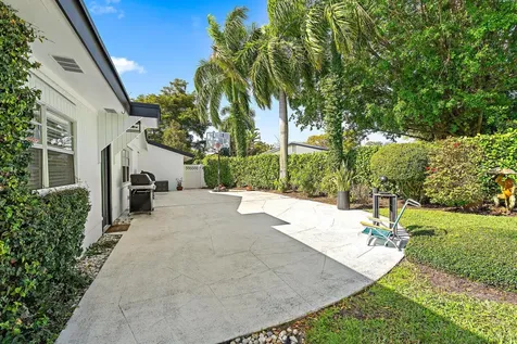 801 Fairhaven Drive North Palm Beach FL 33408