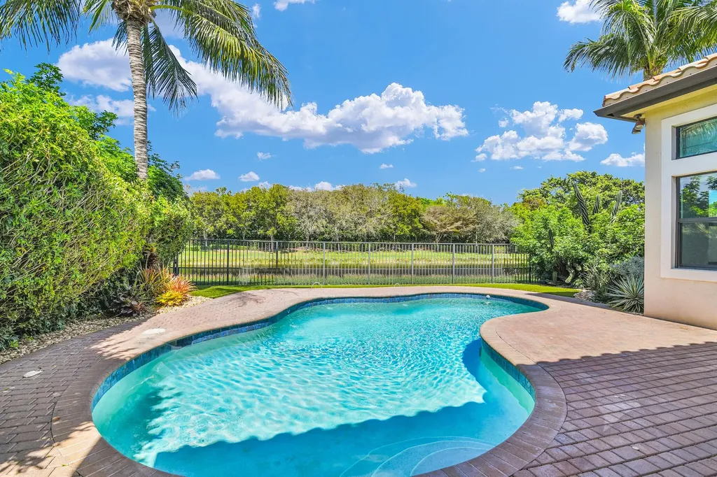 9577 Eden Roc Court Delray Beach FL 33446