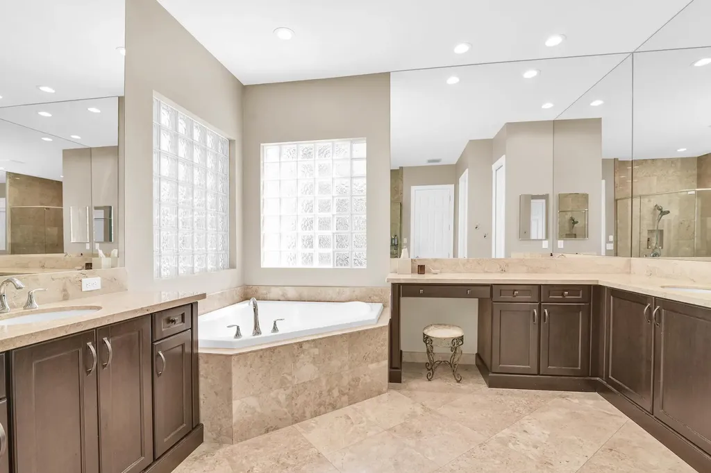 9577 Eden Roc Court Delray Beach FL 33446