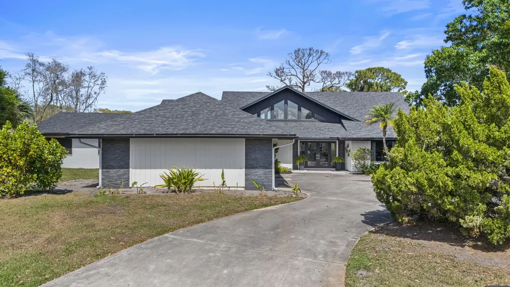 6549 Eastpointe Pines Street Palm Beach Gardens FL 33418