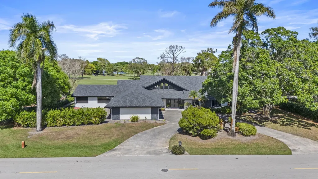 6549 Eastpointe Pines Street Palm Beach Gardens FL 33418