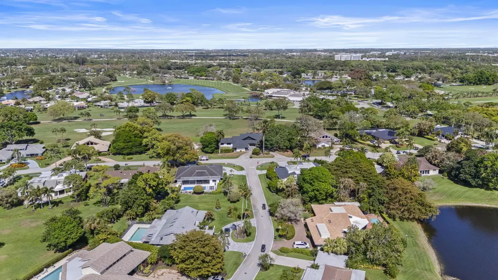 6549 Eastpointe Pines Street Palm Beach Gardens FL 33418