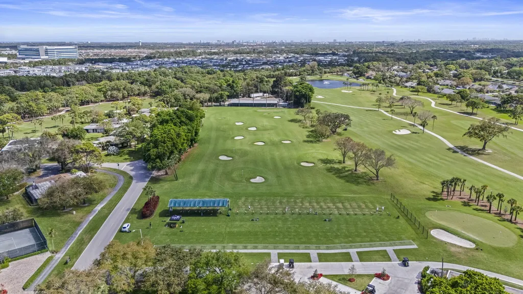 6549 Eastpointe Pines Street Palm Beach Gardens FL 33418