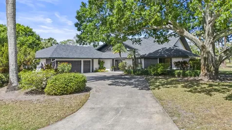 6549 Eastpointe Pines Street Palm Beach Gardens FL 33418