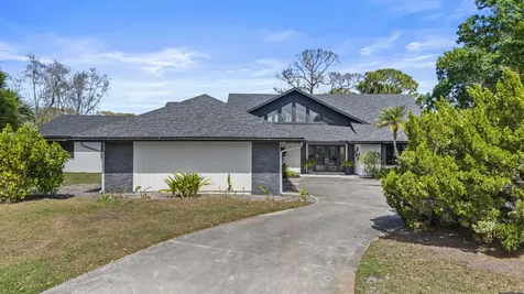 6549 Eastpointe Pines Street Palm Beach Gardens FL 33418