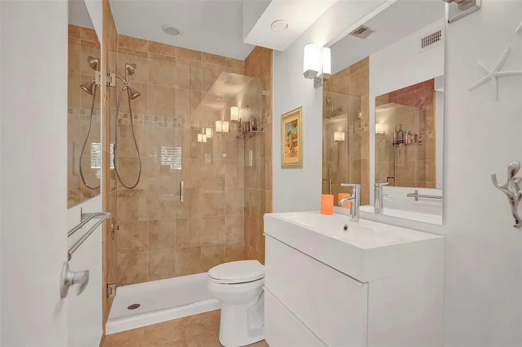 535 Hendricks Isle Fort Lauderdale FL 33301
