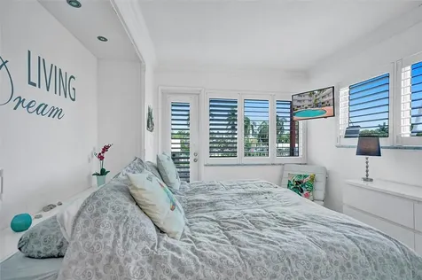 535 Hendricks Isle Fort Lauderdale FL 33301
