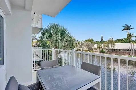 535 Hendricks Isle Fort Lauderdale FL 33301