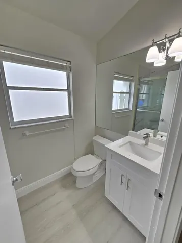 1041 Fairfax Circle W Boynton Beach FL 33436