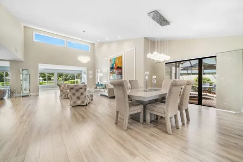 86 Cambridge Lane Boynton Beach FL 33436