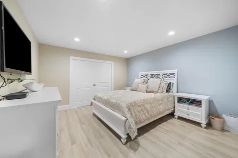 86 Cambridge Lane Boynton Beach FL 33436
