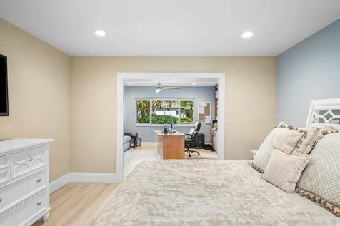 86 Cambridge Lane Boynton Beach FL 33436