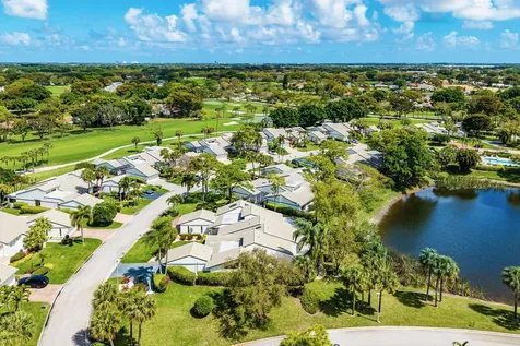 86 Cambridge Lane Boynton Beach FL 33436