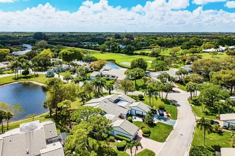 86 Cambridge Lane Boynton Beach FL 33436