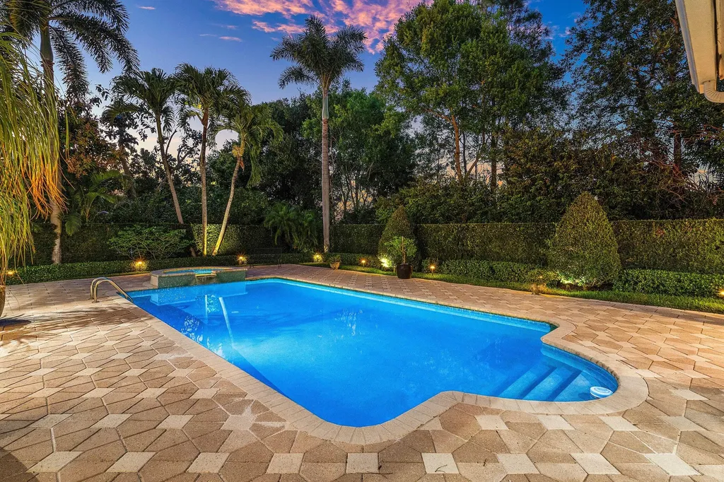 4361 Gleneagles Drive Boynton Beach FL 33436