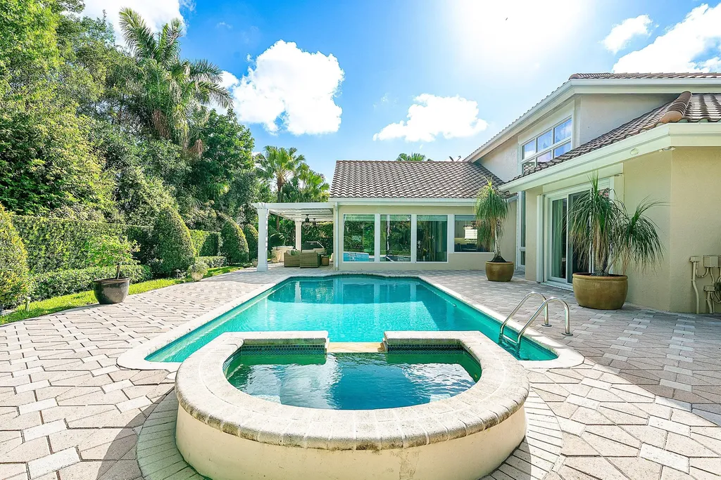 4361 Gleneagles Drive Boynton Beach FL 33436