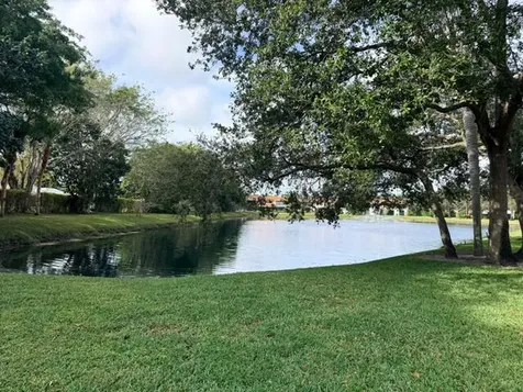 8659 Vía Reale Boca Raton FL 33496