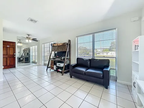 1090 Bianca Drive NE Palm Bay FL 32905
