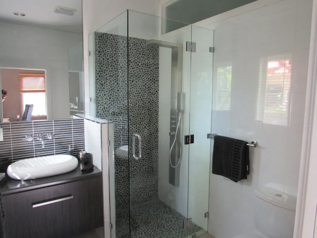 185 Palm Avenue Miami Beach FL 33139