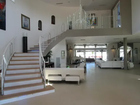 185 Palm Avenue Miami Beach FL 33139