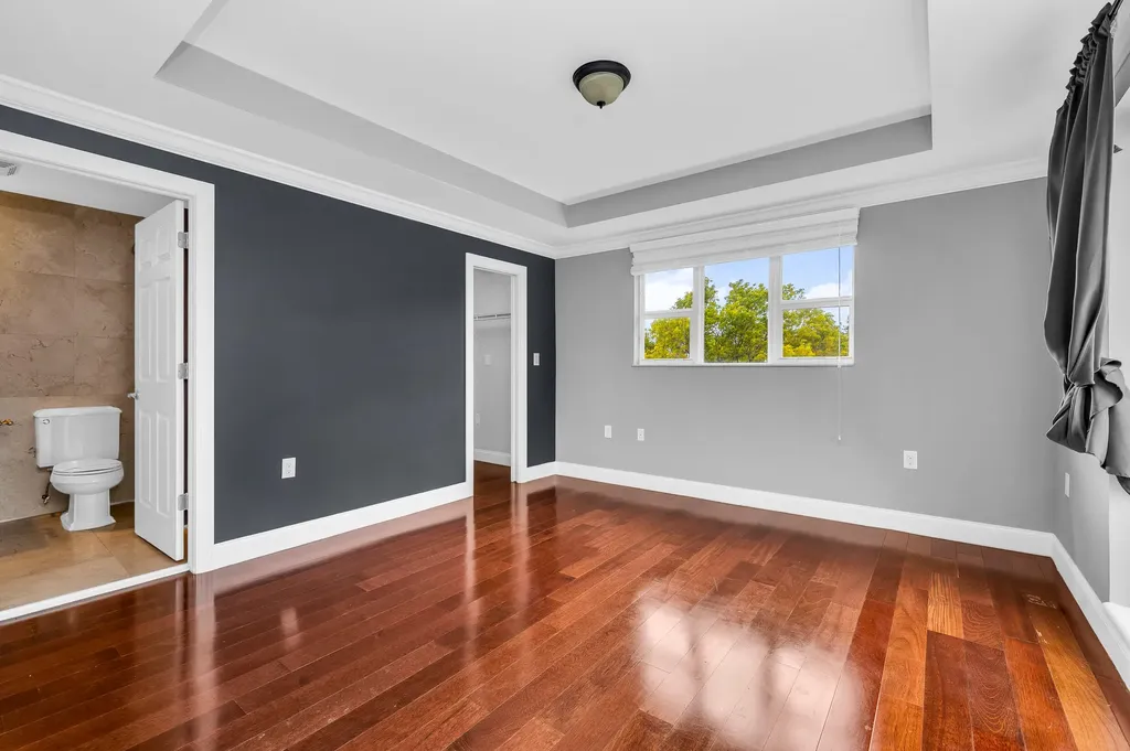 486 SW 5th Street Fort Lauderdale FL 33315