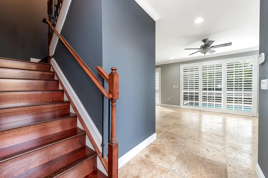 486 SW 5th Street Fort Lauderdale FL 33315
