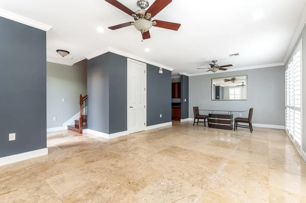 486 SW 5th Street Fort Lauderdale FL 33315