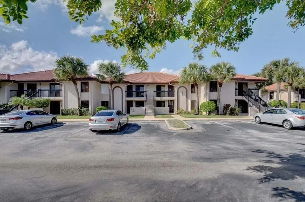 400 Club Circle Boca Raton FL 33487