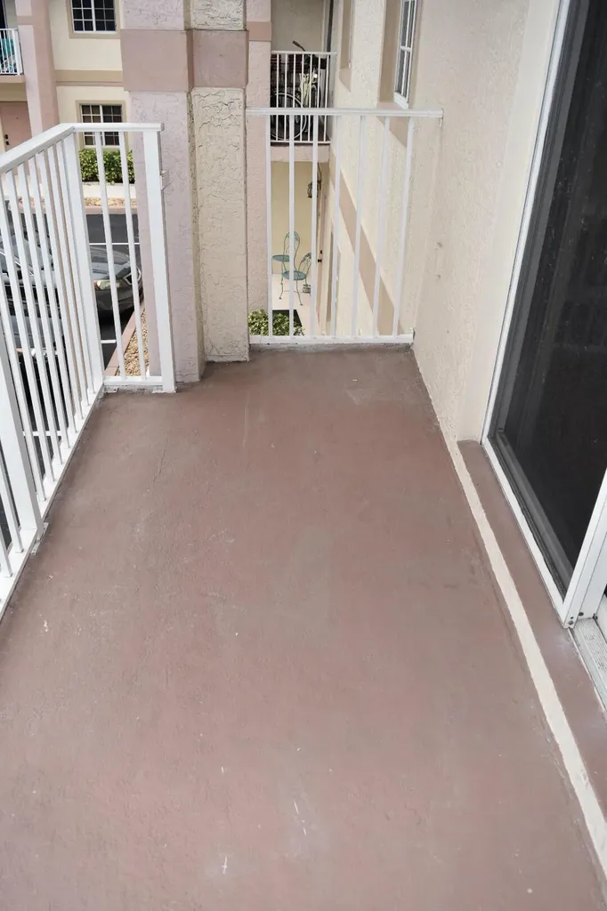 2010 Taylor Street Hollywood FL 33020