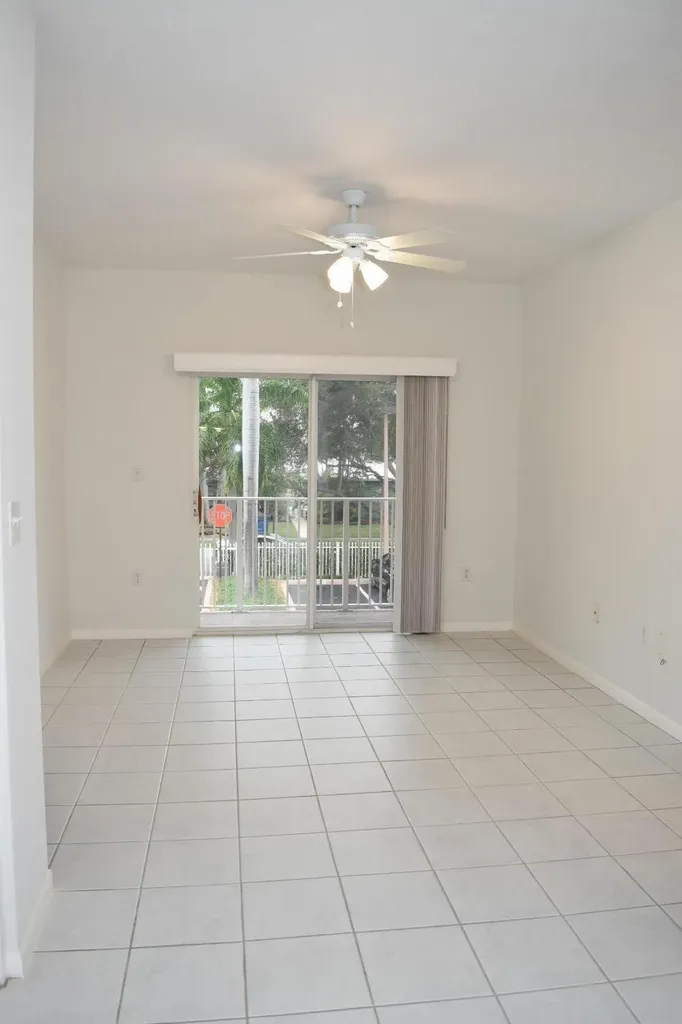 2010 Taylor Street Hollywood FL 33020
