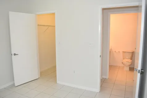 2010 Taylor Street Hollywood FL 33020