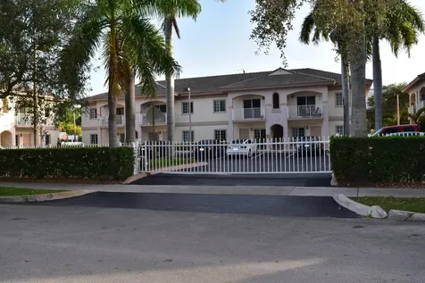 2010 Taylor Street Hollywood FL 33020