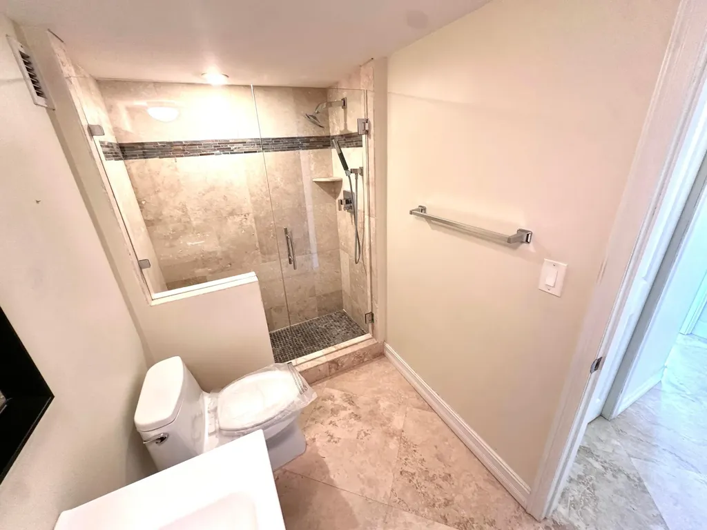 1 Las Olas Circle Fort Lauderdale FL 33316
