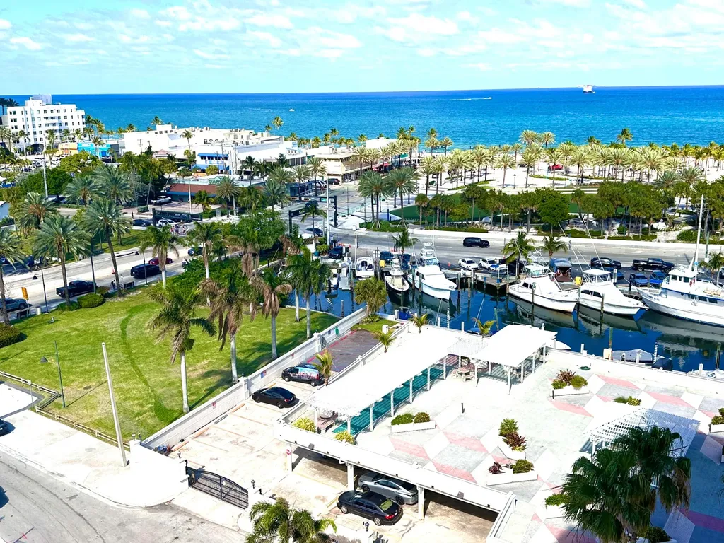 1 Las Olas Circle Fort Lauderdale FL 33316