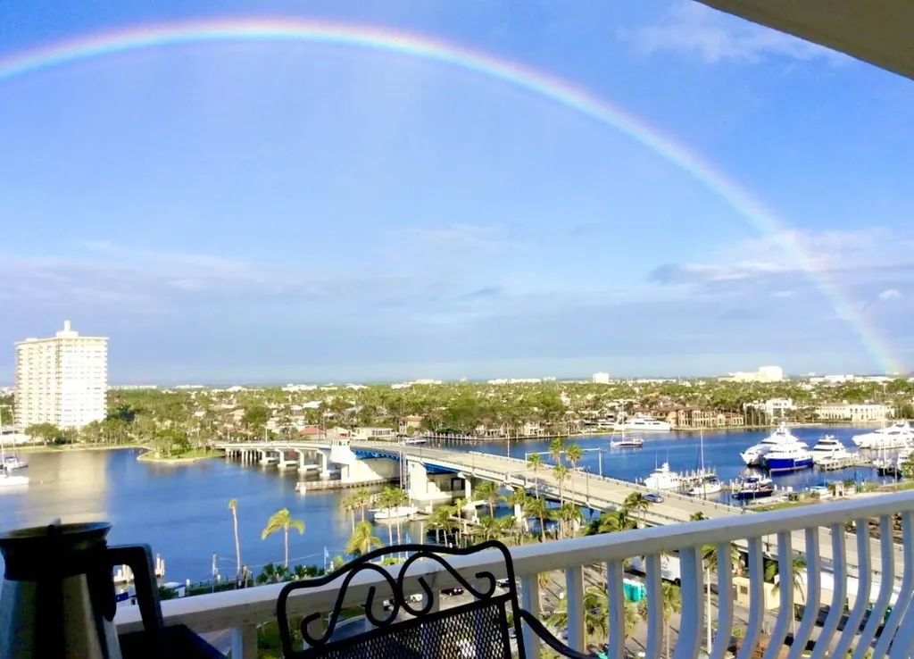 1 Las Olas Circle Fort Lauderdale FL 33316