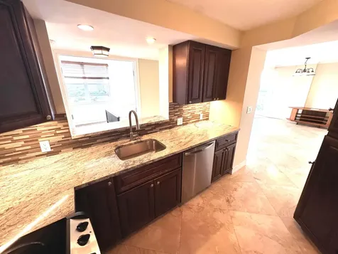 1 Las Olas Circle Fort Lauderdale FL 33316