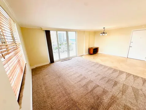 1 Las Olas Circle Fort Lauderdale FL 33316