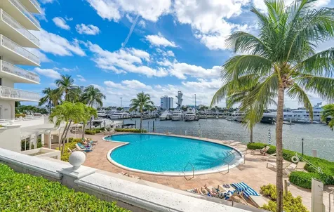 1 Las Olas Circle Fort Lauderdale FL 33316