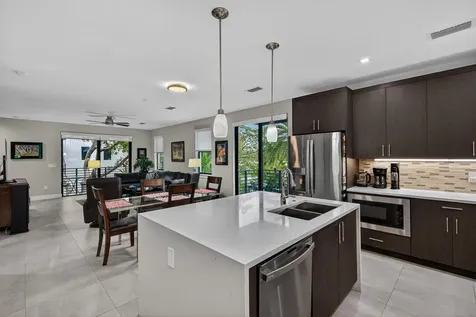615 NE 22nd Drive Wilton Manors FL 33305