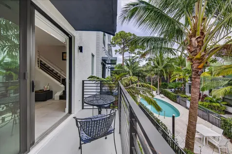 615 NE 22nd Drive Wilton Manors FL 33305